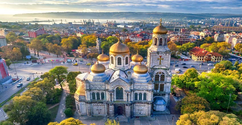 بهترین زمان سفر به بلغارستان | دیدنیهای بلغارستان در هر فصل | مجله علی بابا