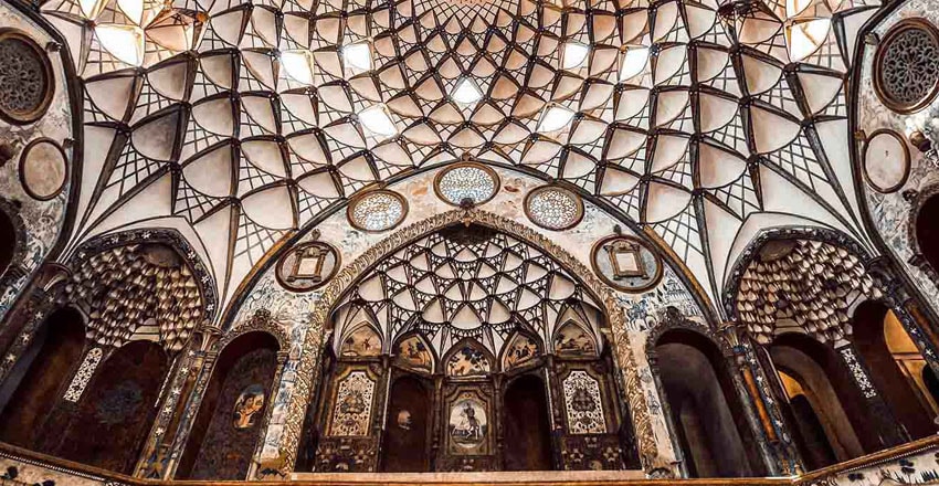 خانه بروجردی های کاشان