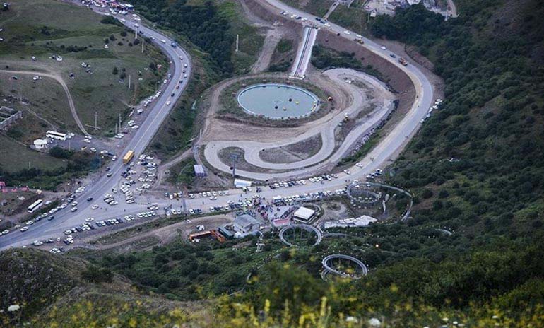 جاده خمیده گردنه حیران