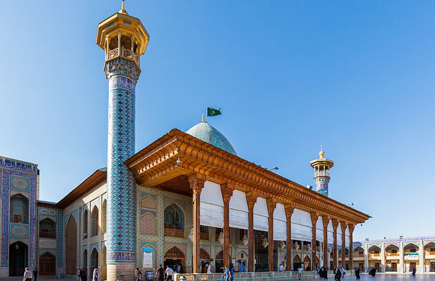 شاهچراغ از جاهای دیدنی شیراز