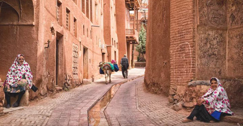 لباس هاي سنتي روستاي ابيانه