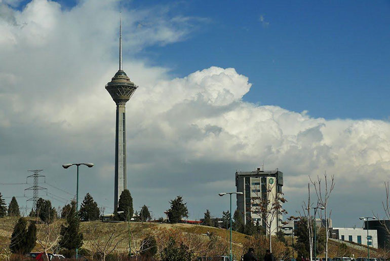 برج میلاد تهران؛ جاذبه‌ای خوش‌قدوقامت در شهر