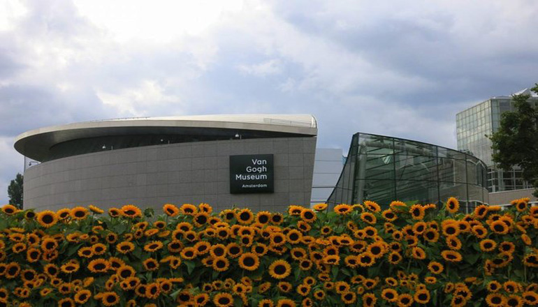 موزه ون گوگ یا فان خوخ آمستردام (Van Gogh Museum)