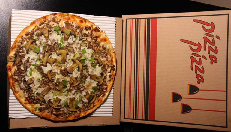 فست فود پیتزا پیتزا از بهترین فست فودهای مشهد