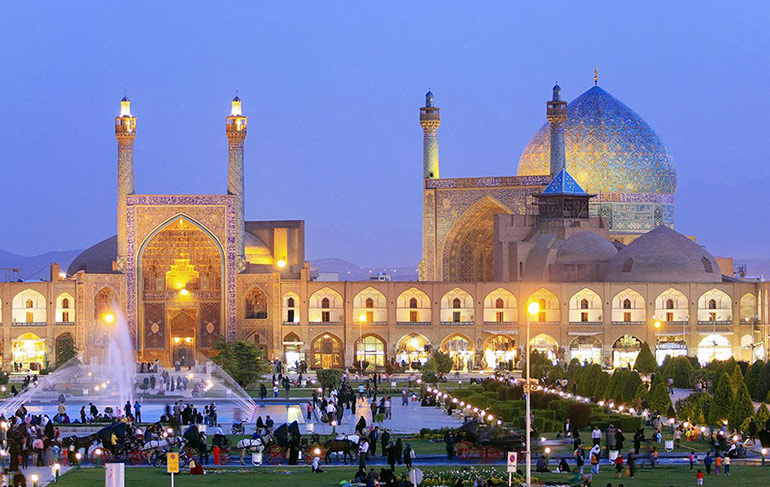 مسجد امام اصفهان؛ برگی از تاریخ این شهر