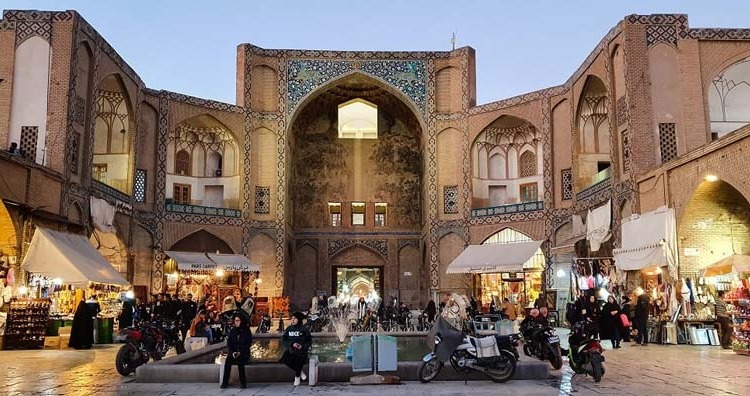 بازار قیصریه