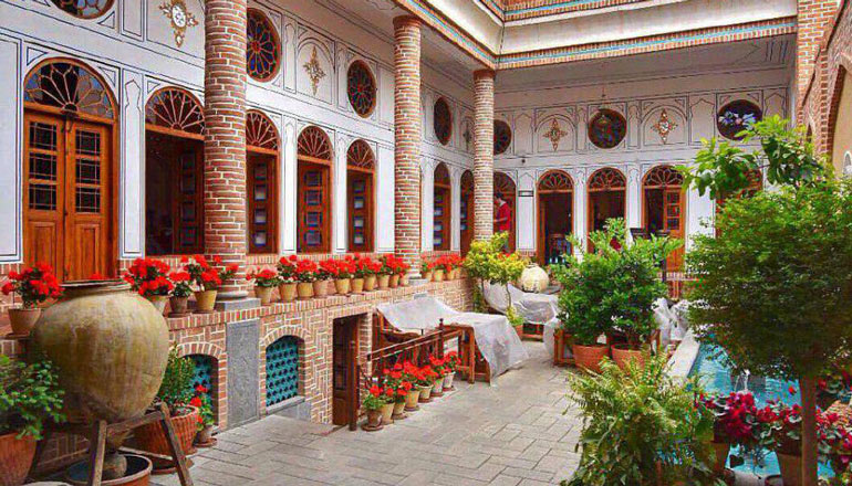 رستوران ترنج از بهترین رستوران های اصفهان