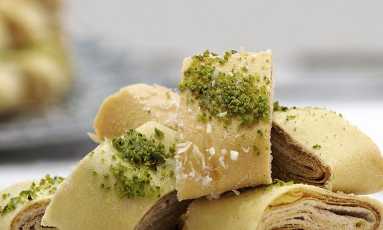 شیرینی کاک در سوغات کرمانشاه