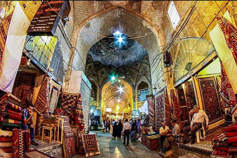 بازار وکیل در سفر به شیراز