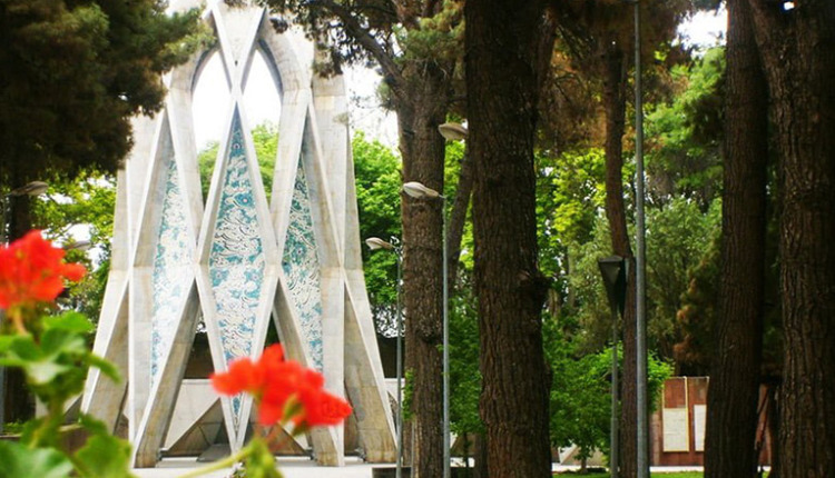 معرفی آرامگاه خیام