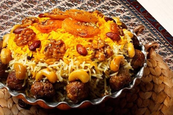 رشته پلو قیسی از غذاهای سنتی اردبیل