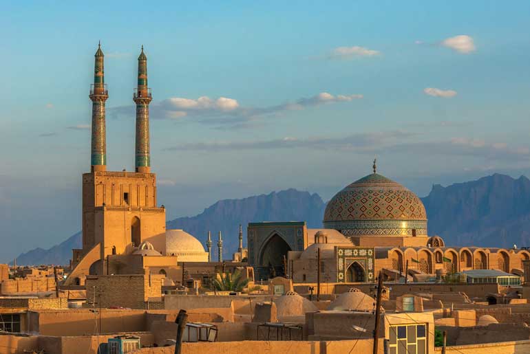 صدمات وارد بر صنعت گردشگری