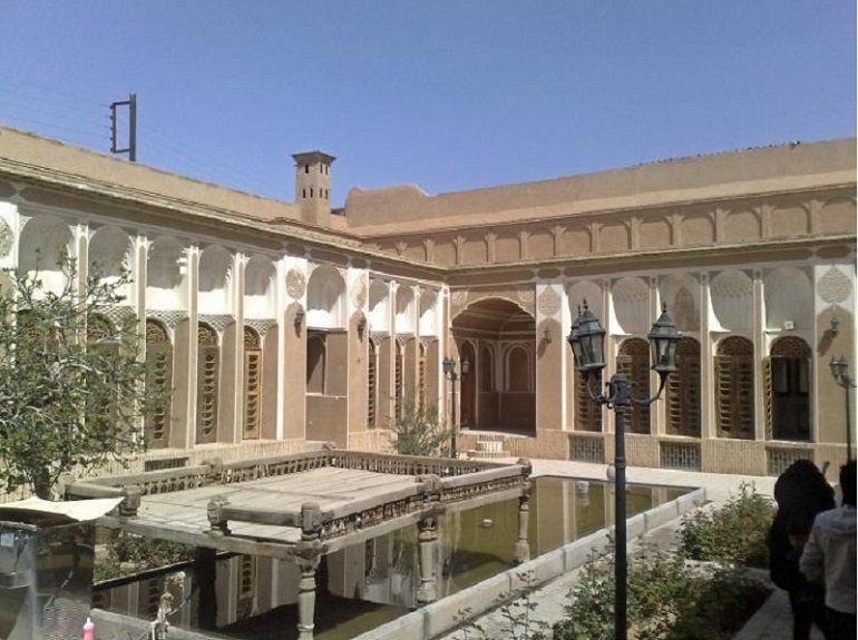 معماری اصیل ایرانی در خانه شکوهی