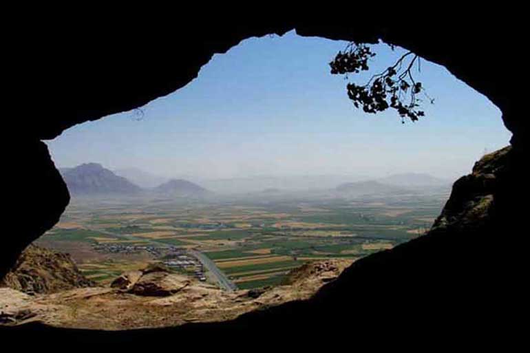 غار مرتاریک