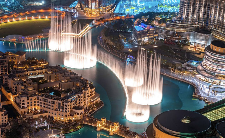 آب‌نمای دبی (The Dubai Fountain) در تفریحات دبی