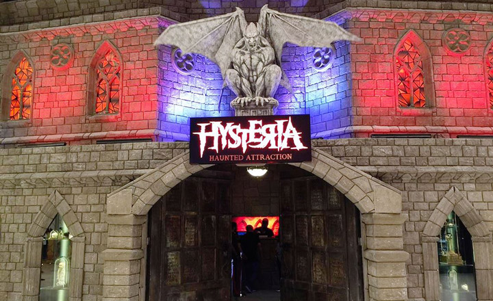 خانه تسخیرشده هیستریا (Hysteria Haunted Attraction)