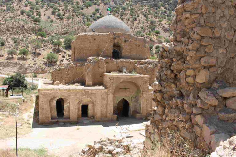 قلعه فیروزآباد هزاروهفتصدواندی ساله