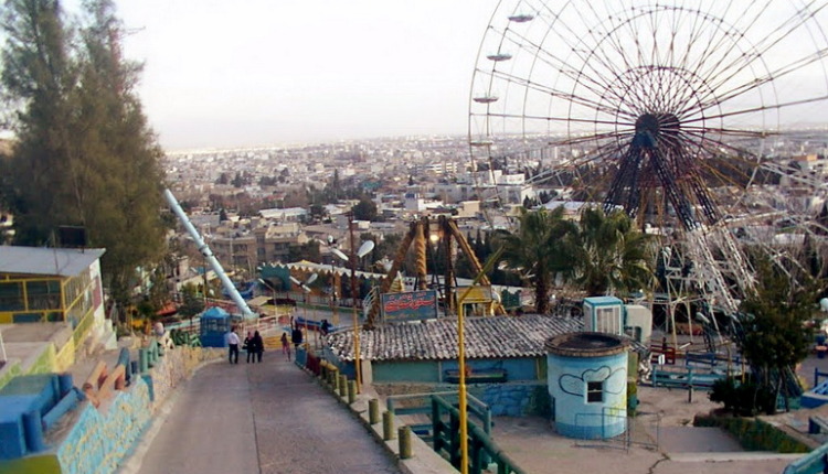 شهربازی لونا پارک
