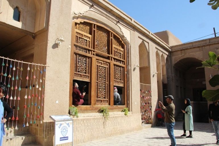 خانه لاری ها یزد