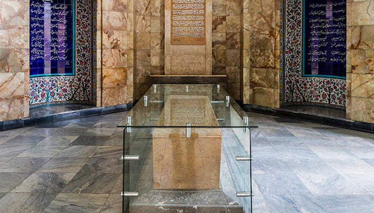 دانستنی‌های جالب درباره آرامگاه سعدی
