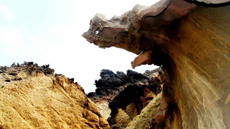 به نظر شما صخره‌های دره تندیس‌ها چه شکلی دارند؟