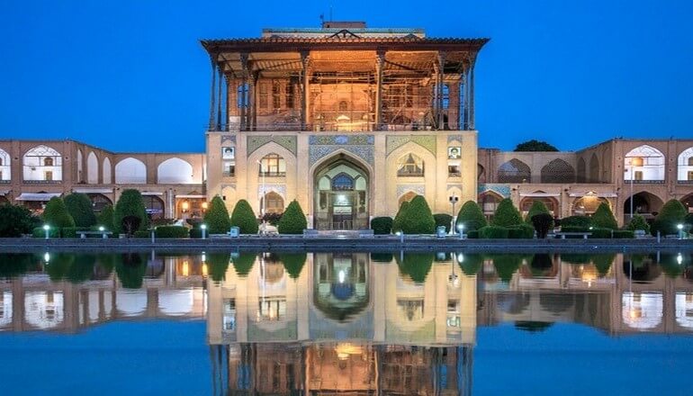 گوشه‌ای نُقلی از تاریخ اصفهان در کاخ عالی قاپو
