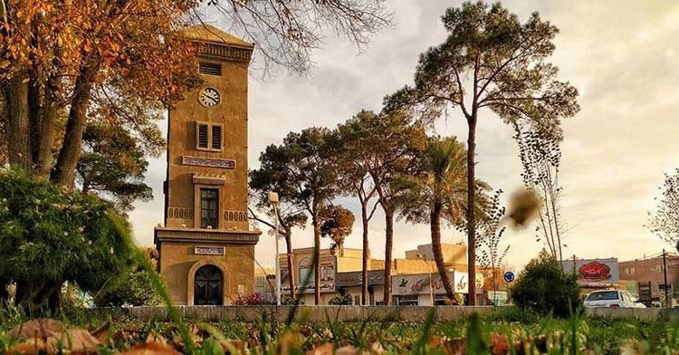 میدان ساعت یزد