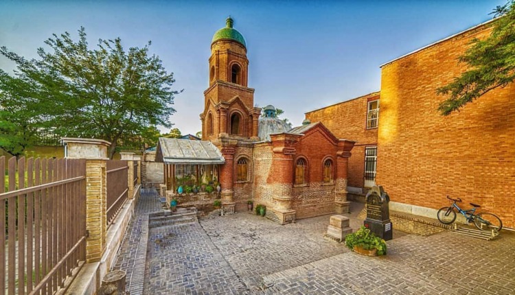 دسترسی به کلیسا