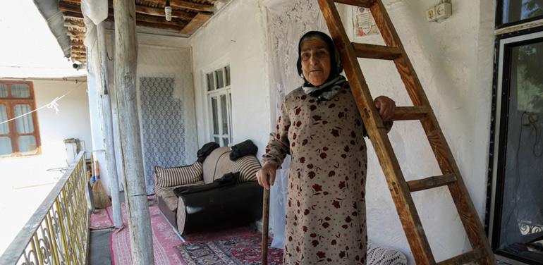 عکس مردمان روستای لزور