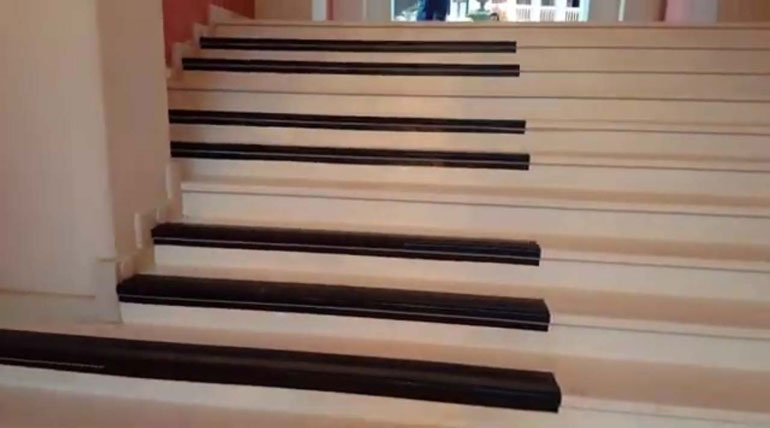 پله‌های پیانویی قطر