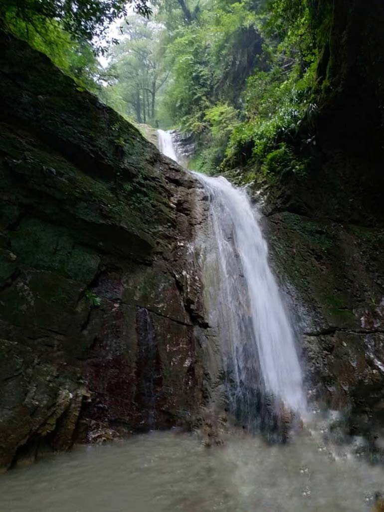آبشار دارنو