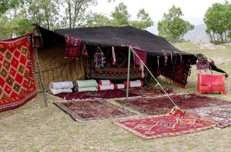 چادرهای عشایر دریاچه مارمیشو