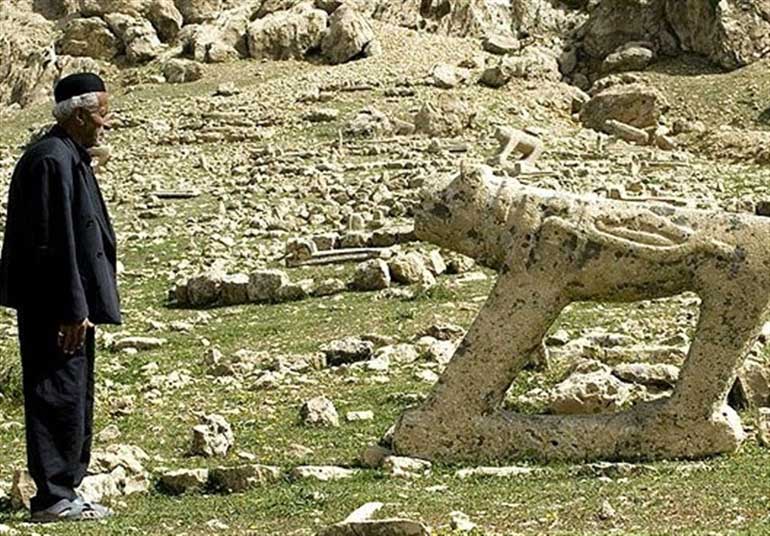 سنگ حجاری شده اردل