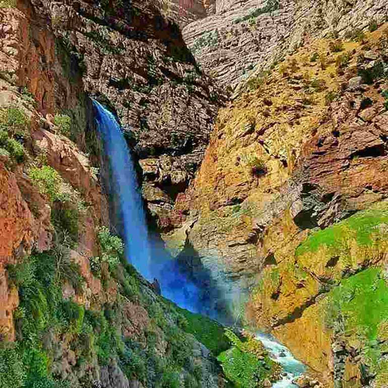 طبیعت آبشار تنگ زندان