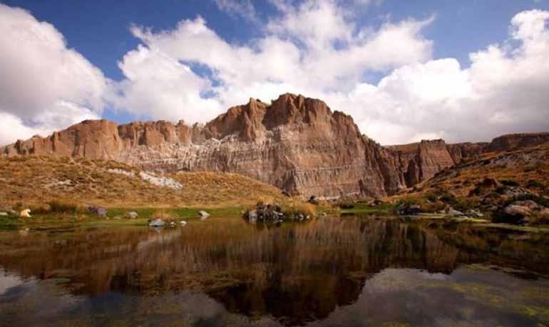 آبشار دره تنگ زندان 