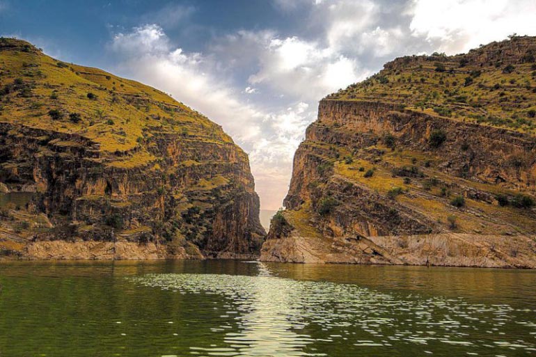 تنگه کافری حوالی تنگه رازیانه